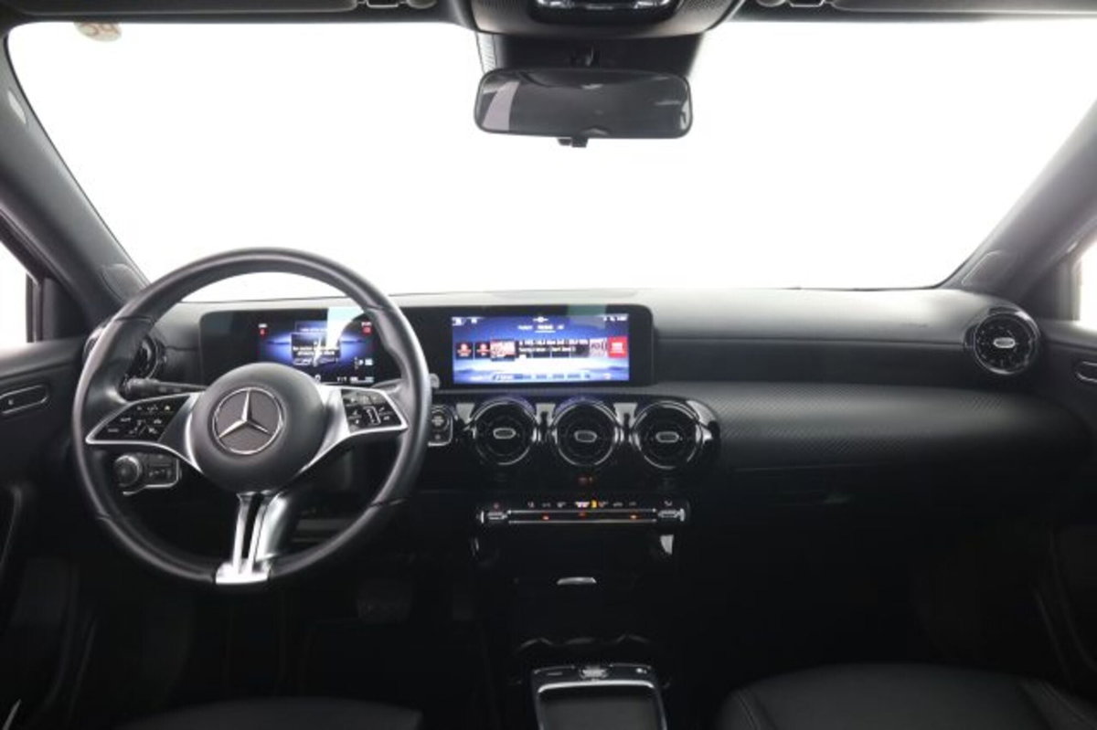 Mercedes-Benz Classe A 180 Automatic Executive (4)