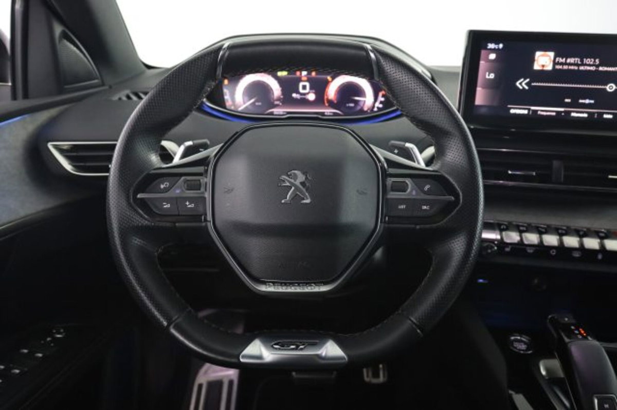 Peugeot 3008 BlueHDi 130 S&S EAT8 GT Pack (5)