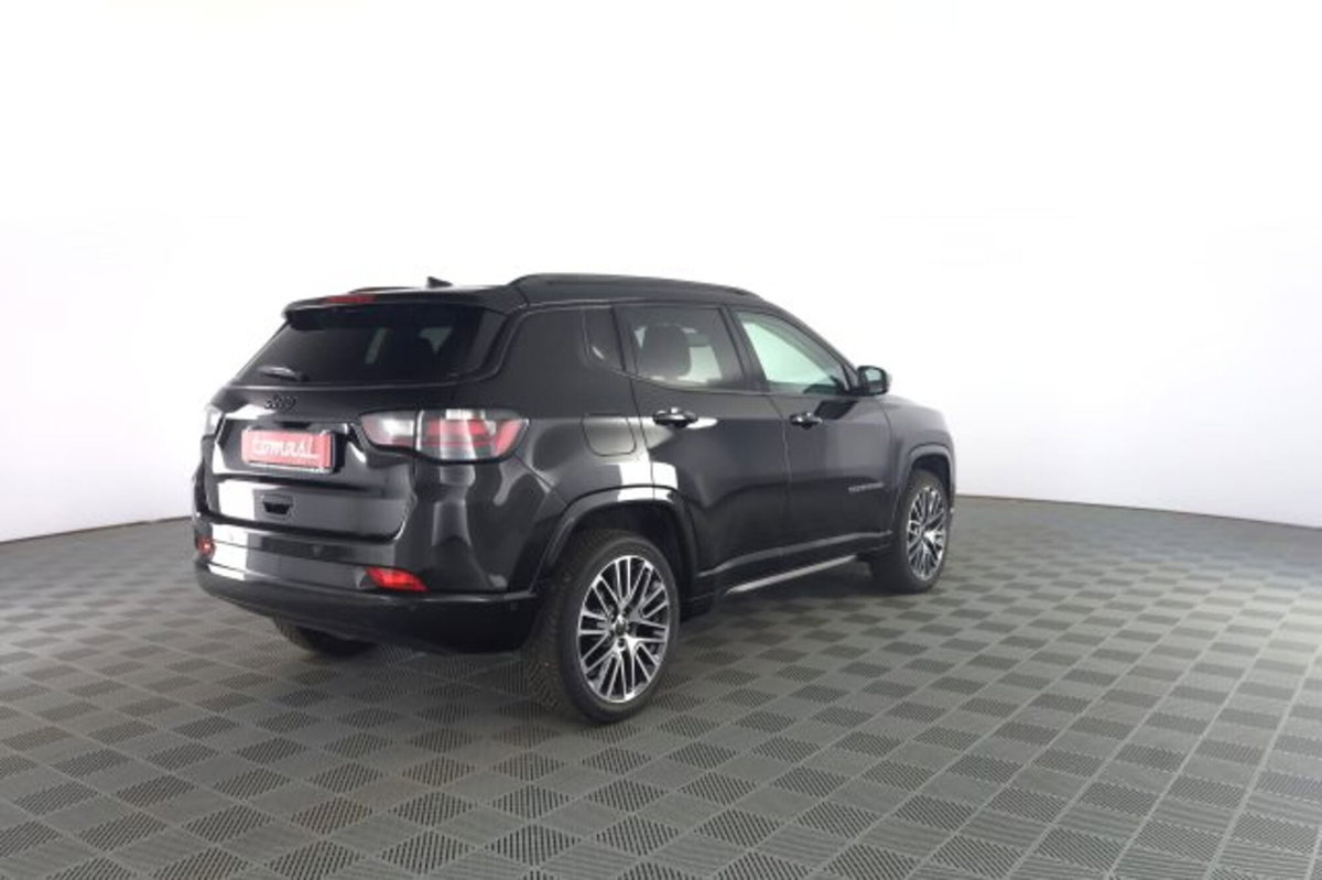 Jeep Compass 1.5 turbo t4 mhev Summit 2wd 130cv dct (4)