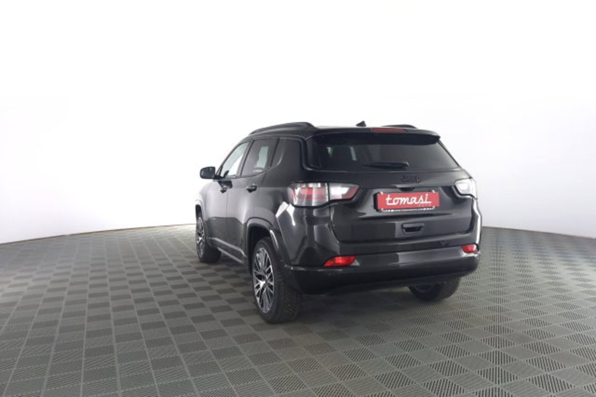 Jeep Compass 1.5 turbo t4 mhev Summit 2wd 130cv dct (6)