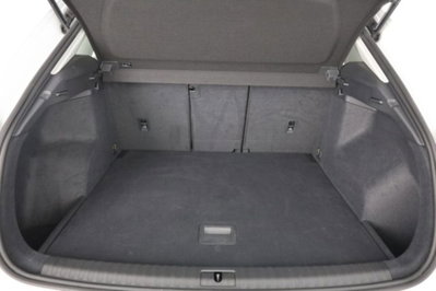 Audi Q3 35 TDI quattro S tronic Business (6)