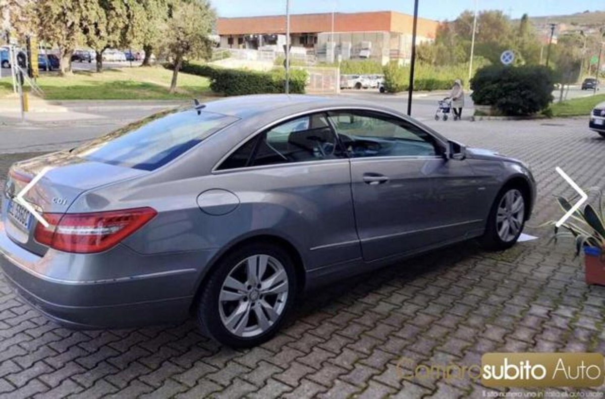 Mercedes-Benz Classe E Coupé 220 CDI Coupé BlueEFFICIENCY (2)