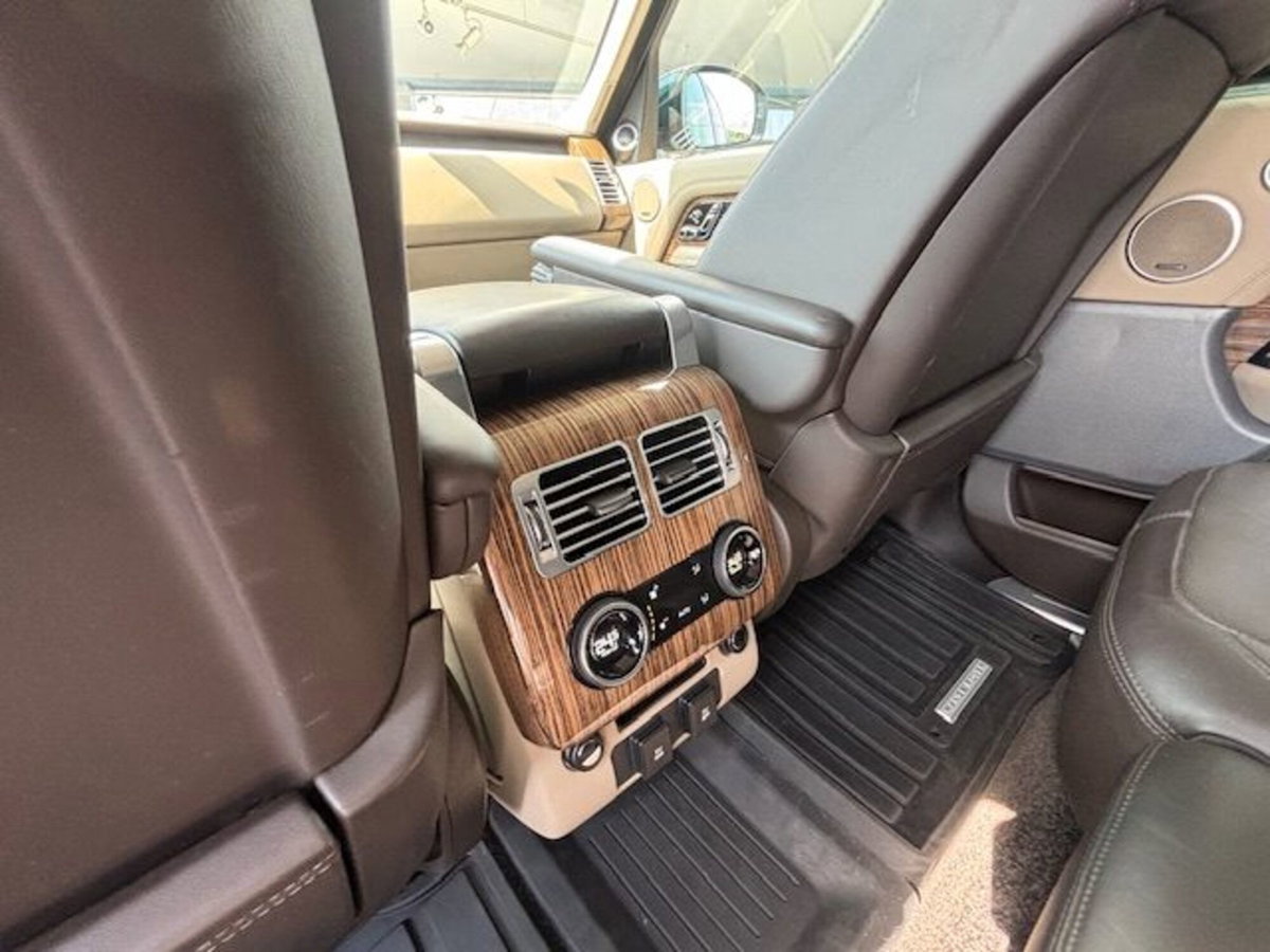 Land Rover Range Rover 3.0 TDV6 Vogue (10)