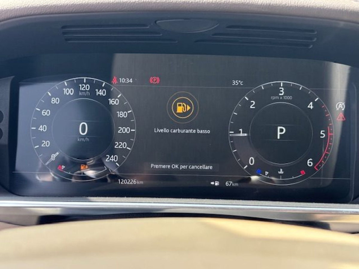 Land Rover Range Rover 3.0 TDV6 Vogue (15)
