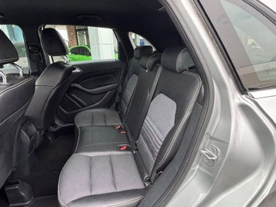 Mercedes-Benz Classe B 180 d Sport (11)