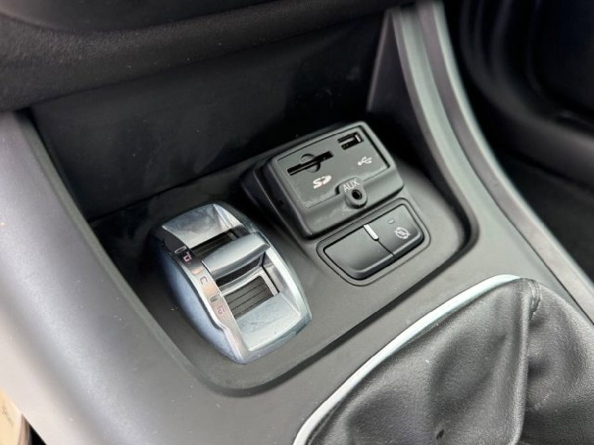 Alfa Romeo Giulietta 2.0 JTDm Super 150cv (20)