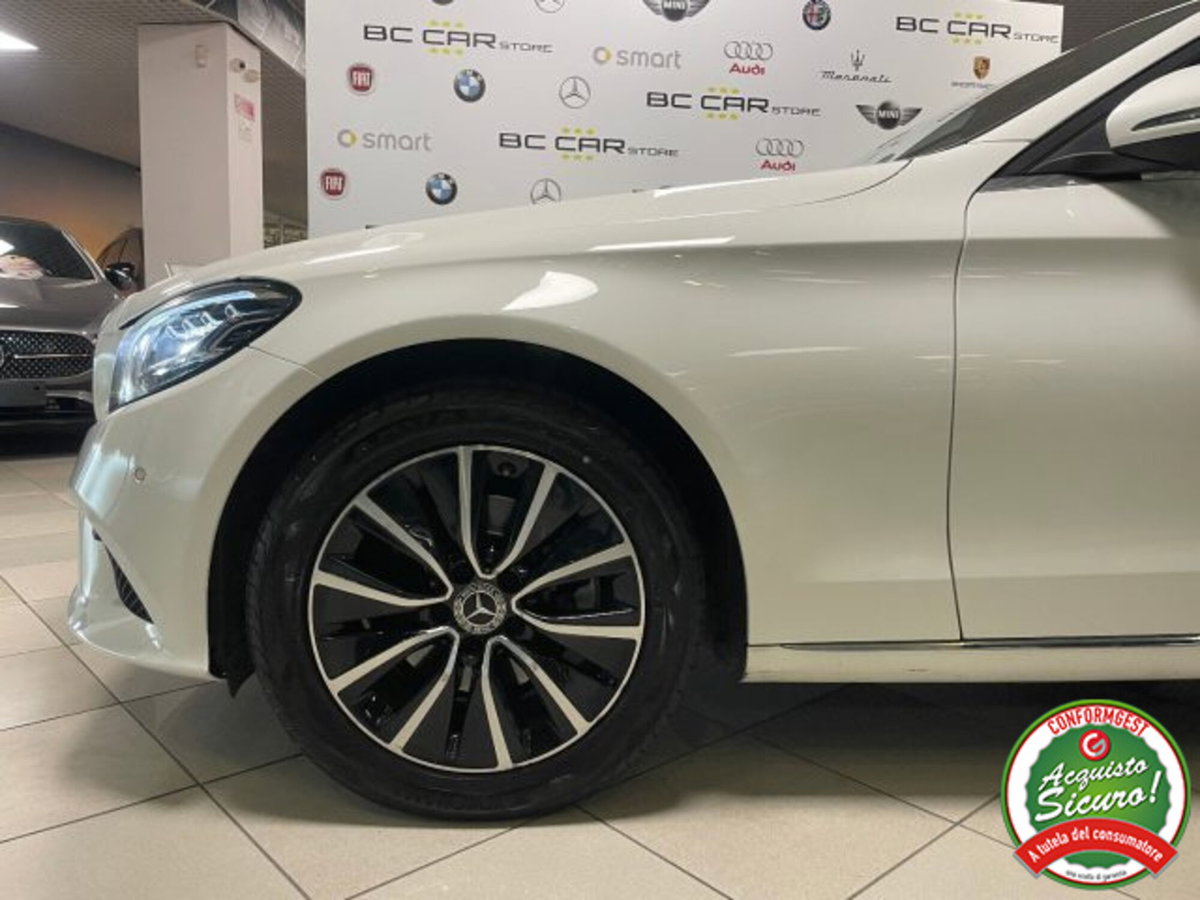 Mercedes-Benz Classe C Station Wagon 220 d 4Matic Auto Sport Plus (20)