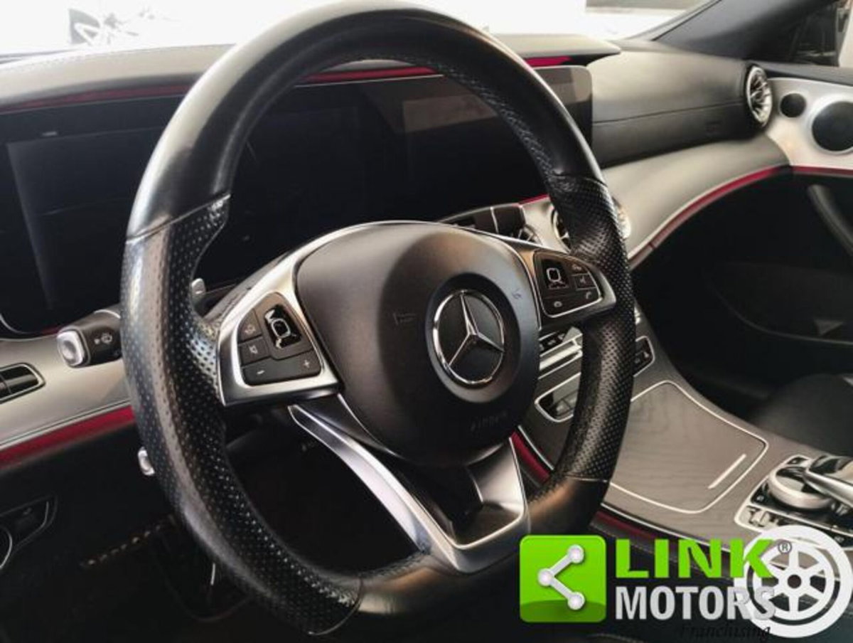 Mercedes-Benz Classe E Coupé 220 d 4Matic Premium Plus (10)