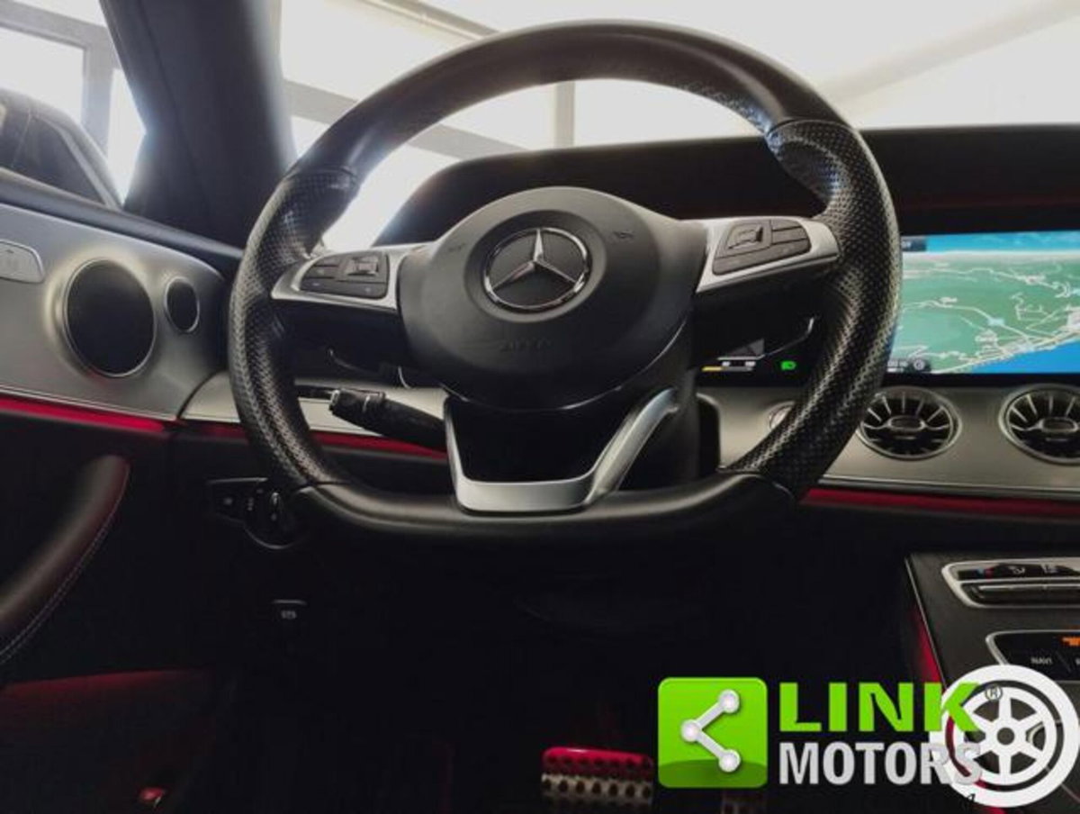 Mercedes-Benz Classe E Coupé 220 d 4Matic Premium Plus (18)