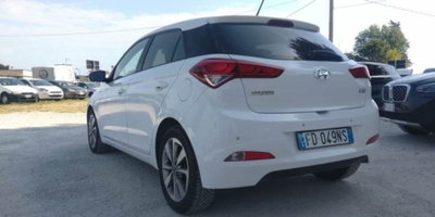 Hyundai i20 1.1 CRDi 12V 5 porte Go! Plus (2)