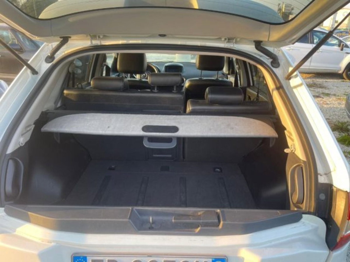 Renault Koleos 2.0 dCi 150CV 4X2 (6)
