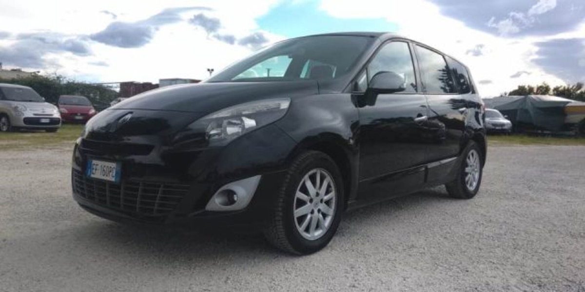 Renault Scenic E-Tech Electric 1.5 dCi 110CV Dynamique (2)