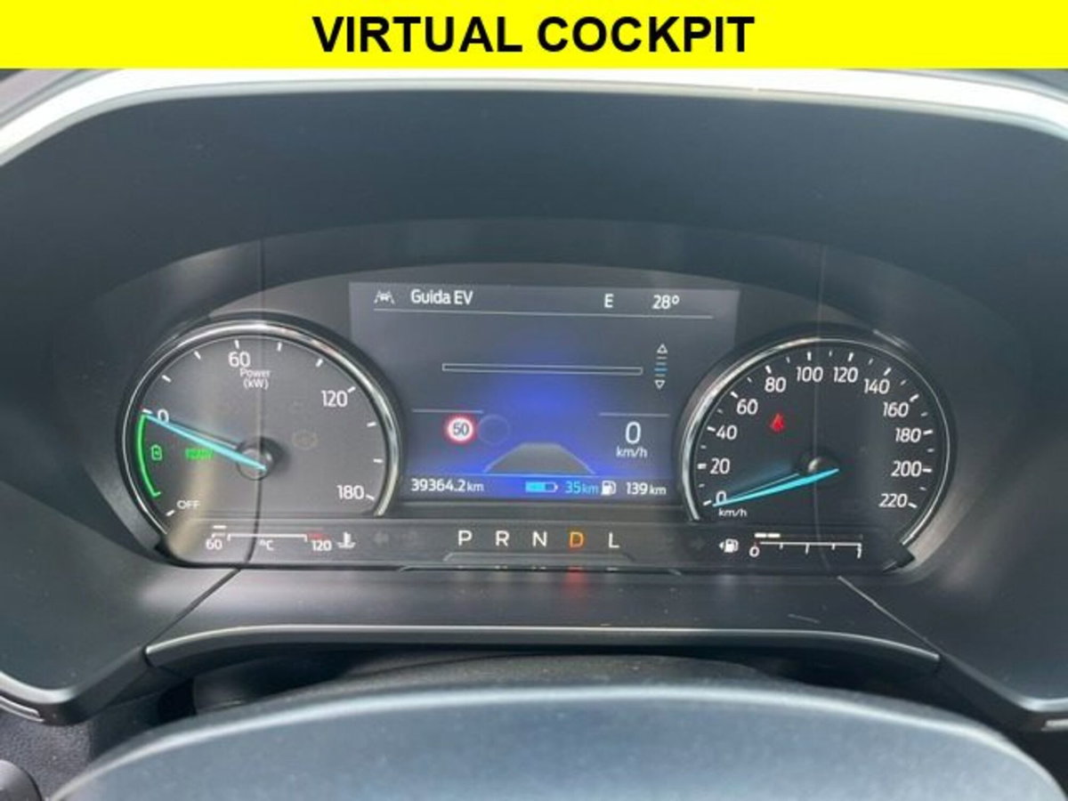 Ford Kuga 2.5 Plug In Hybrid 225 CV CVT 2WD Titanium (6)