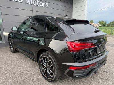 Audi Q5 Sportback 40 2.0 tdi mhev 12V Identity Black quattro s-tronic (4)