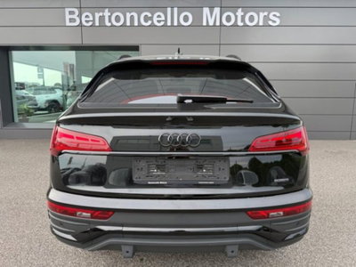Audi Q5 Sportback 40 2.0 tdi mhev 12V Identity Black quattro s-tronic (5)
