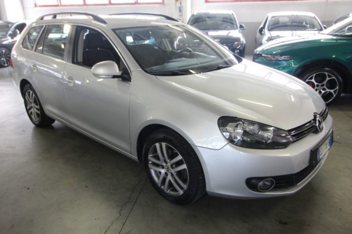 Volkswagen Golf Variant 1.6 TDI DPF Highline (3)