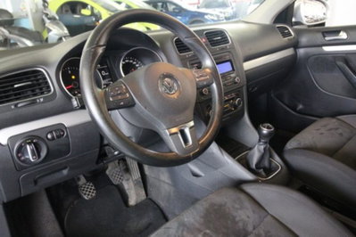 Volkswagen Golf Variant 1.6 TDI DPF Highline (7)