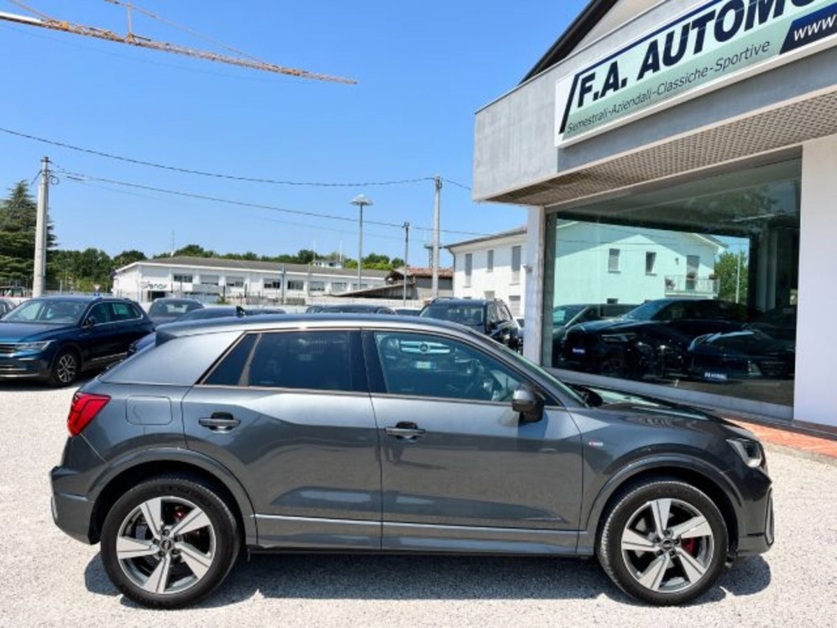 Audi Q2 Q2 35 TFSI S tronic S line Edition (14)