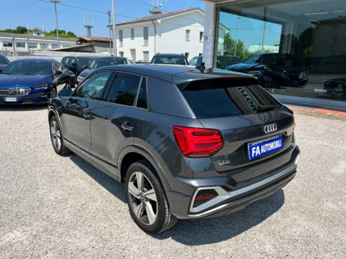 Audi Q2 Q2 35 TFSI S tronic S line Edition (16)