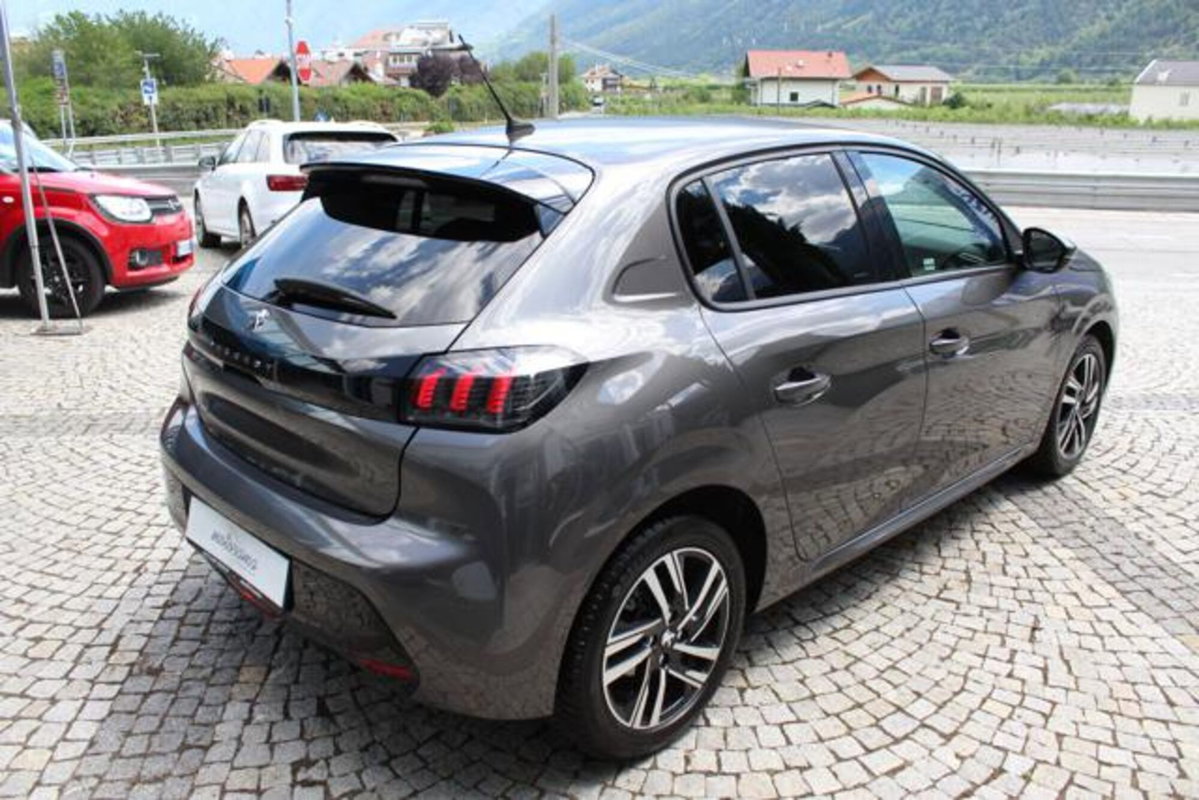 Peugeot 208 BlueHDi 100 Stop&Start 5 porte Allure (4)