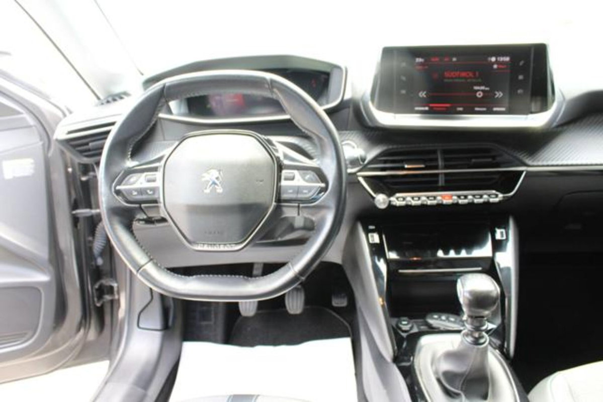 Peugeot 208 BlueHDi 100 Stop&Start 5 porte Allure (9)