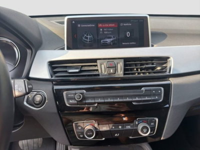 BMW X1 sDrive18d Advantage (17)