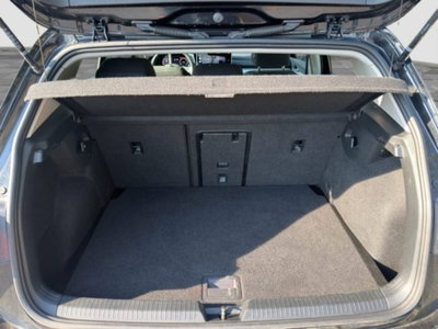 Volkswagen Golf 2.0 TDI SCR Life (14)