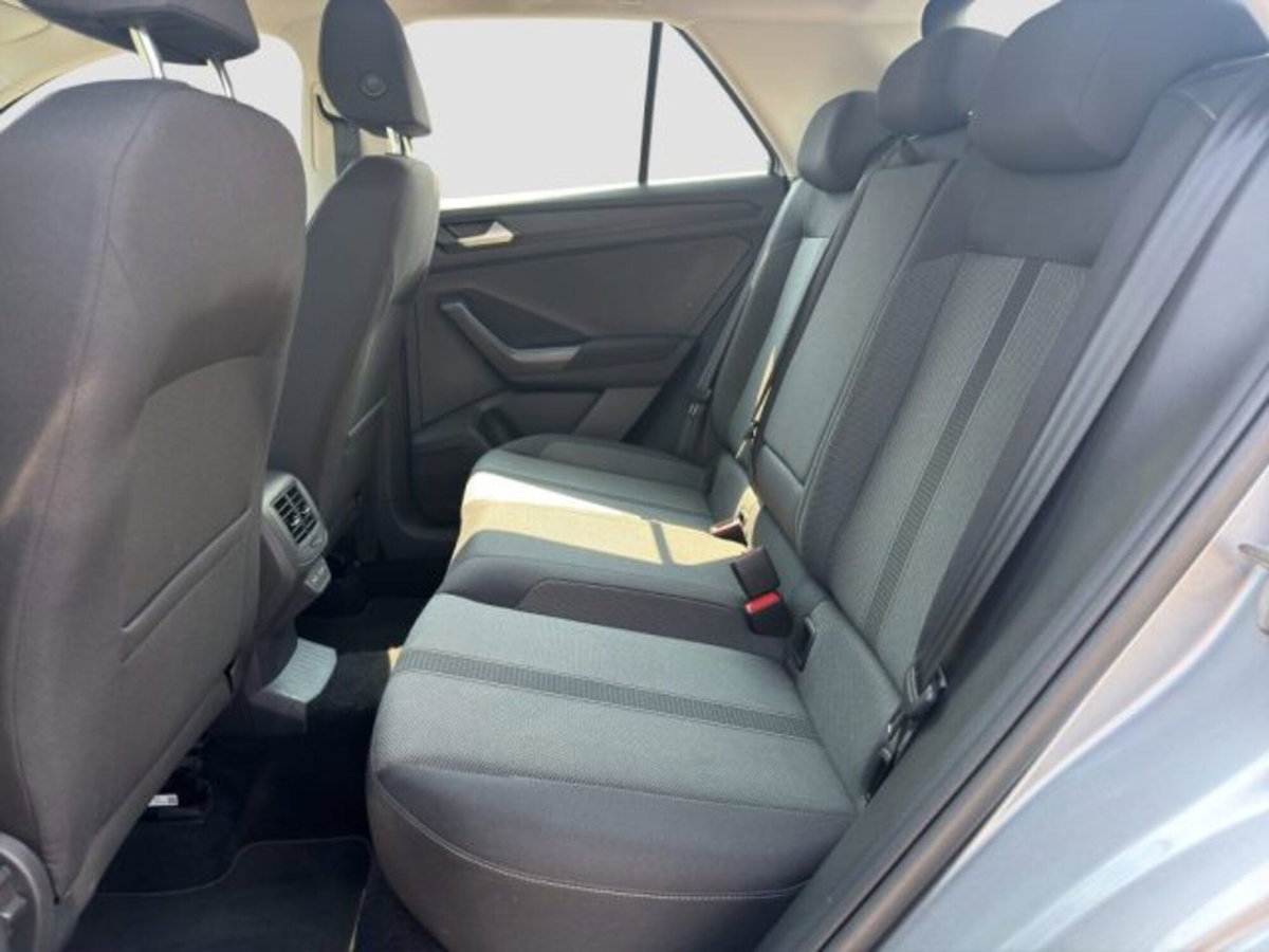 Volkswagen T-Roc 2.0 tdi Life 115cv (11)