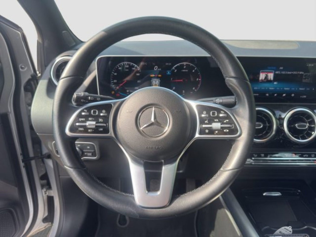 Mercedes-Benz CLA Shooting Brake 180 d Automatic Shooting Brake Sport (12)