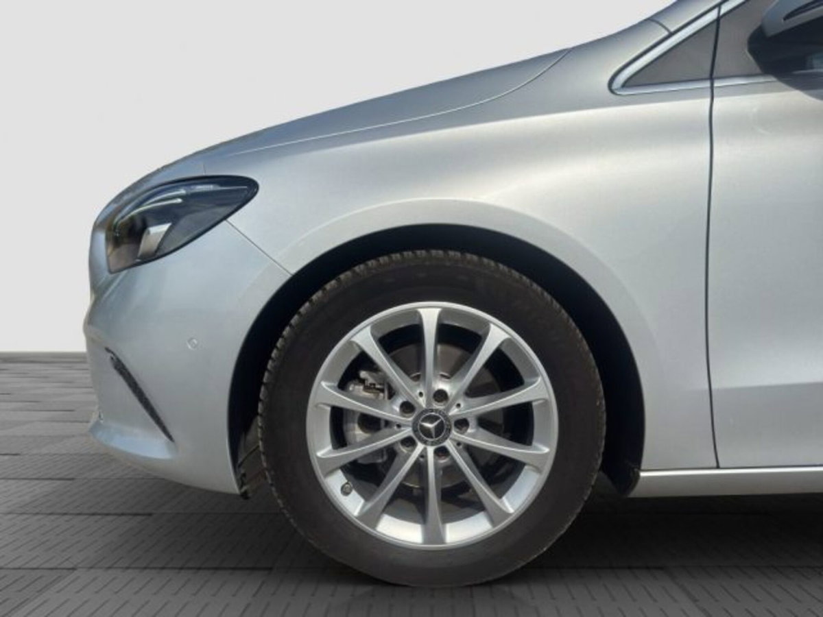 Mercedes-Benz CLA Shooting Brake 180 d Automatic Shooting Brake Sport (15)