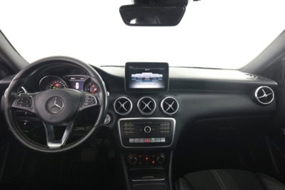 Mercedes-Benz Classe A 180 d Automatic Sport (3)