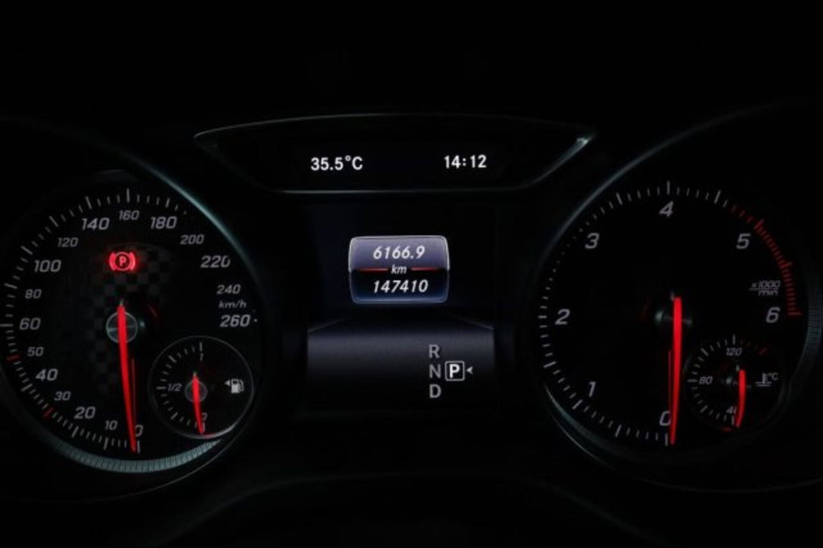 Mercedes-Benz Classe A 180 d Automatic Sport (6)