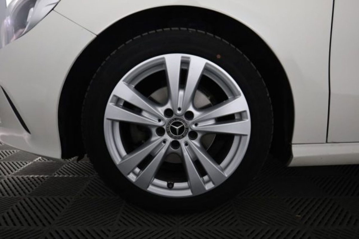 Mercedes-Benz Classe A 180 d Automatic Sport (7)