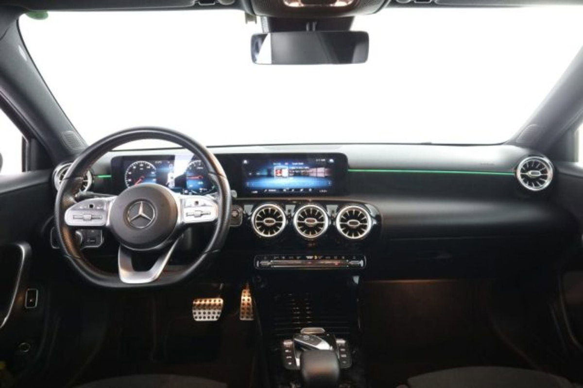 Mercedes-Benz Classe A 250 e Automatic EQ-Power Premium (4)