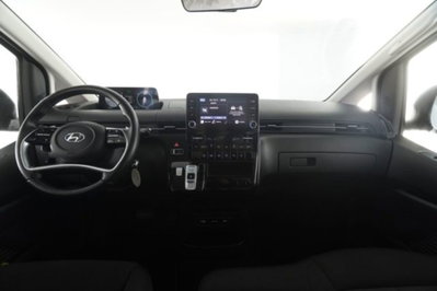 Hyundai Staria 2.2 awd auto (13)