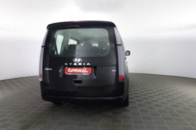 Hyundai Staria 2.2 awd auto (5)