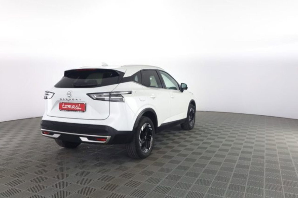 Nissan Qashqai 1.3 mhev N-Connecta 2wd 140cv (4)