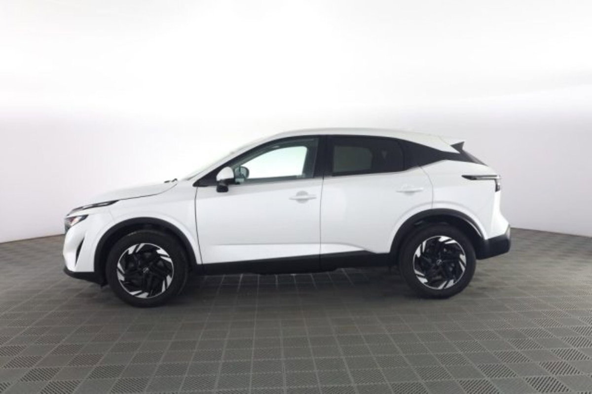 Nissan Qashqai 1.3 mhev N-Connecta 2wd 140cv (7)