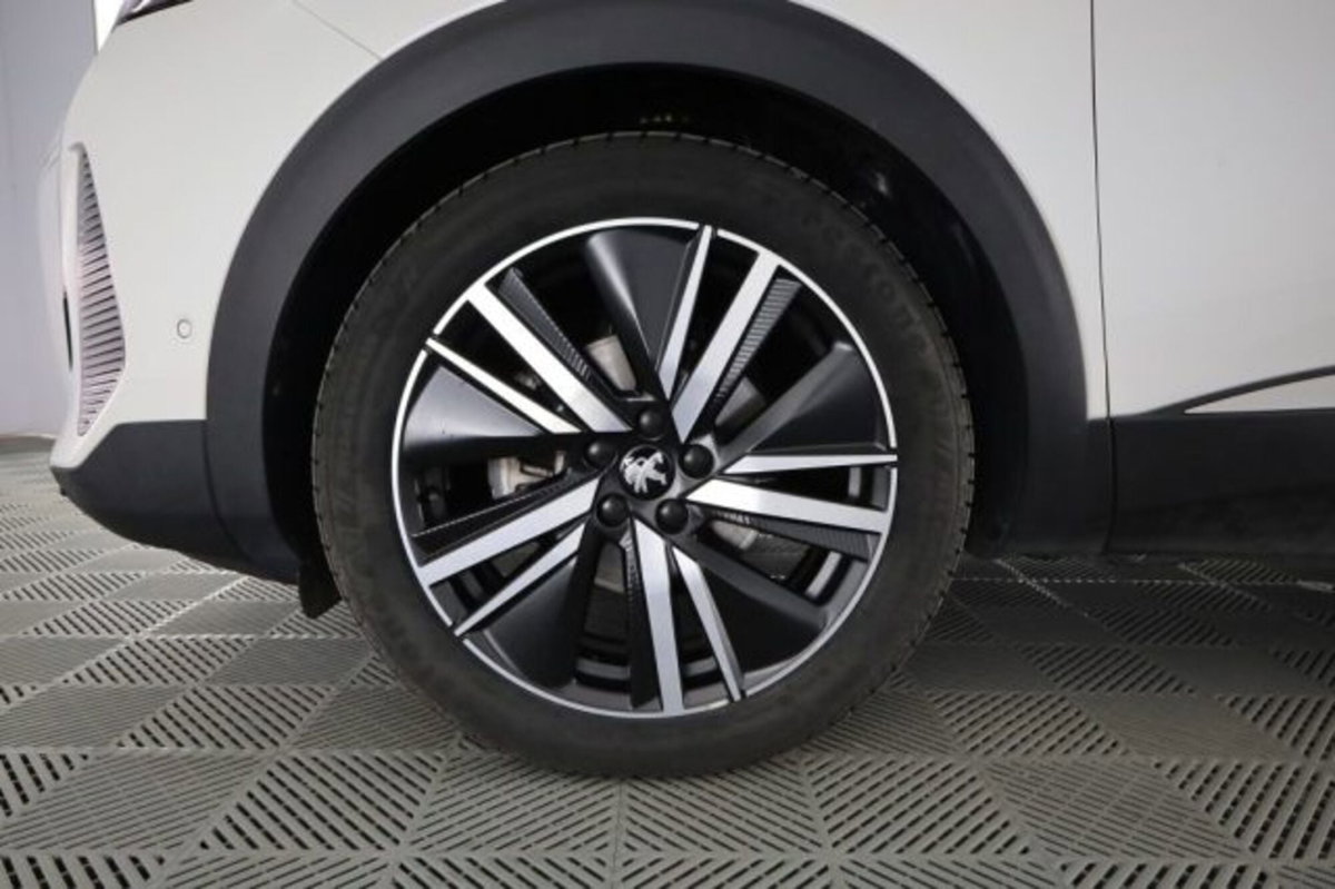 Peugeot 3008 BlueHDi 130 S&S EAT8 GT Pack (8)