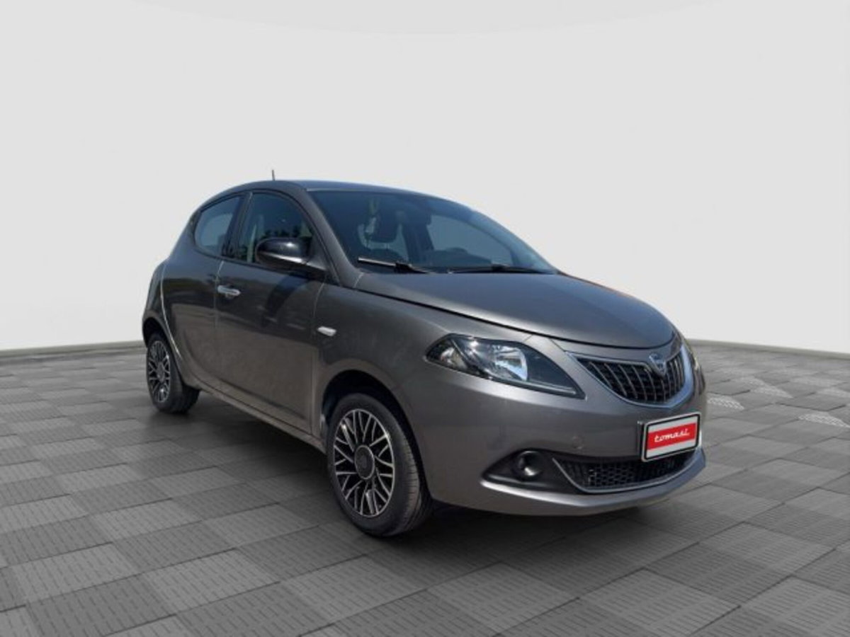 Lancia Ypsilon 1.0 FireFly 5 porte S&S Hybrid Gold Plus (7)