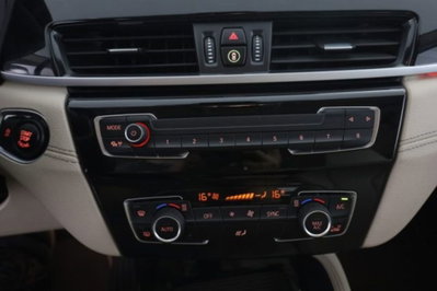 BMW X1 sDrive16d xLine Plus (13)