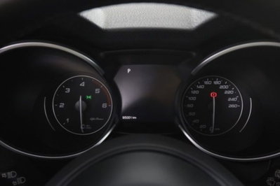 Alfa Romeo Stelvio Stelvio 2.2 Turbodiesel 210 CV AT8 Q4 Veloce (7)