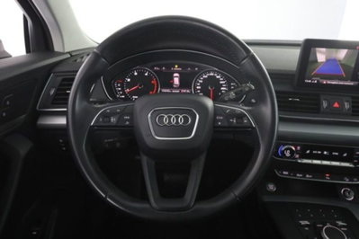 Audi Q5 40 TDI quattro S tronic Business (5)