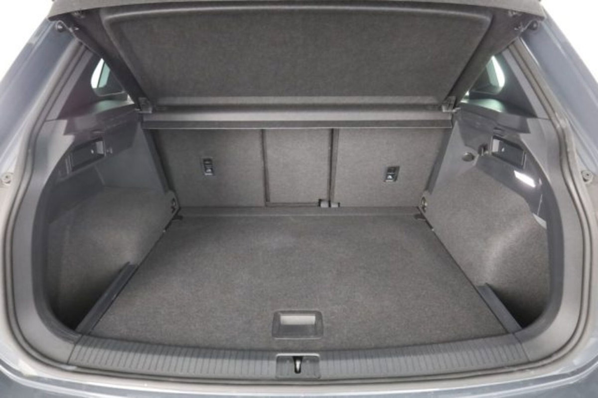 Volkswagen Tiguan 2.0 TDI 150 CV SCR DSG 4MOTION R-Line (6)