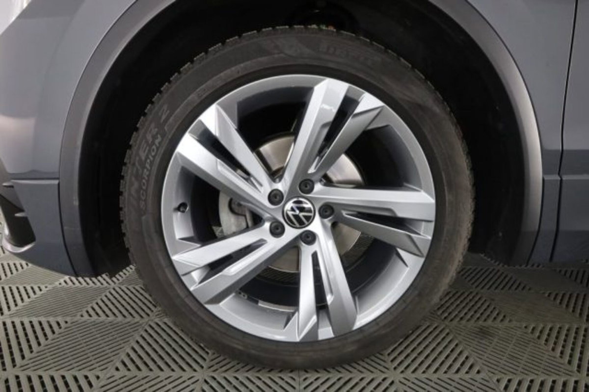 Volkswagen Tiguan 2.0 TDI 150 CV SCR DSG 4MOTION R-Line (8)
