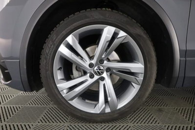 Volkswagen Tiguan 2.0 TDI 150 CV SCR DSG 4MOTION R-Line (8)
