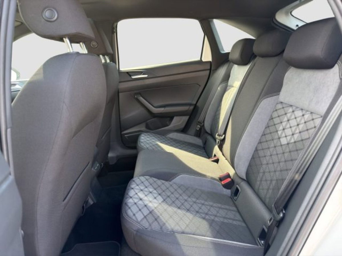 Volkswagen Taigo 1.0 tsi R-Line 115cv dsg (11)
