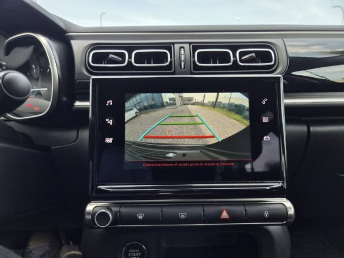 Citroen C3 PureTech 82 GPL Shine (11)