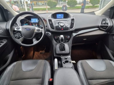 Ford Kuga 2.0 TDCI 163 CV 4WD Powershift Titanium X (4)