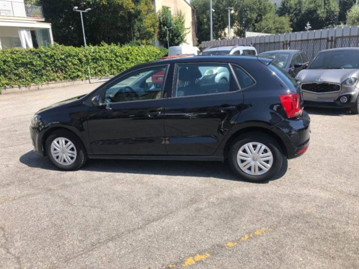 Volkswagen Polo 1.0 MPI 5p. Trendline (7)
